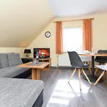 Guest house Nordkap 3*