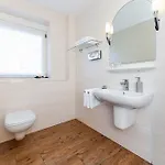 Nordkap Guest house 3*